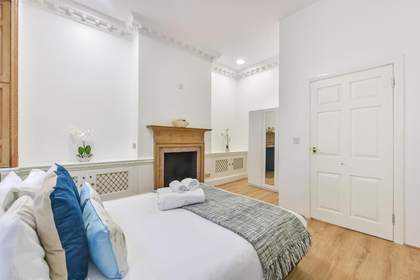 2 Bed Piccadilly Apartment 2 لندن المظهر الخارجي الصورة